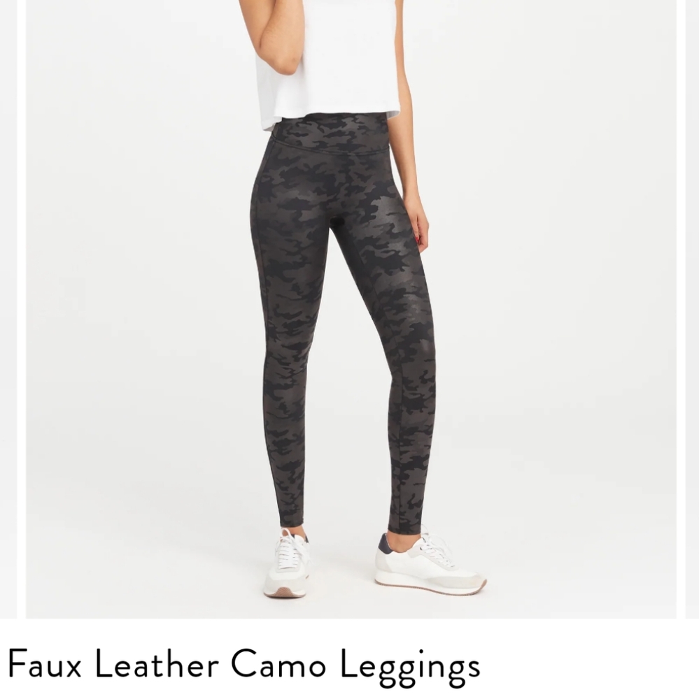 Spanx camo legging. Ladies size XS